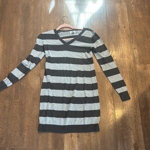 Old Navy Black and Gray Striped Dress Size XS